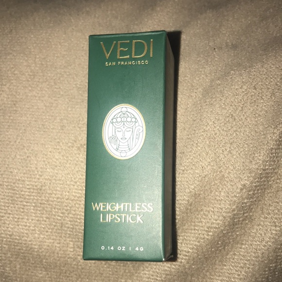VEDI WEIGHTLESS LIPSTICK - Picture 2 of 5